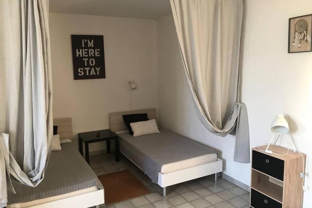 studio meublé classé 2 étoiles - 30m² Gréoux-les-Bains Esterno foto